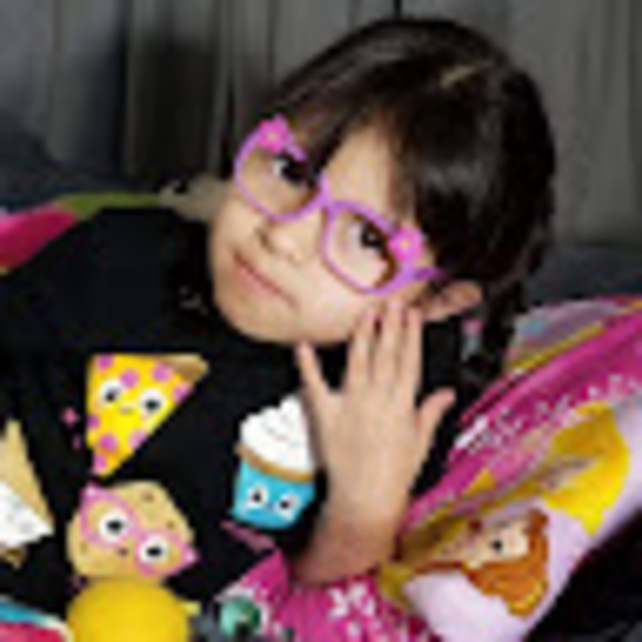 Meet your Posher, Leonila - Picture 1 of 1